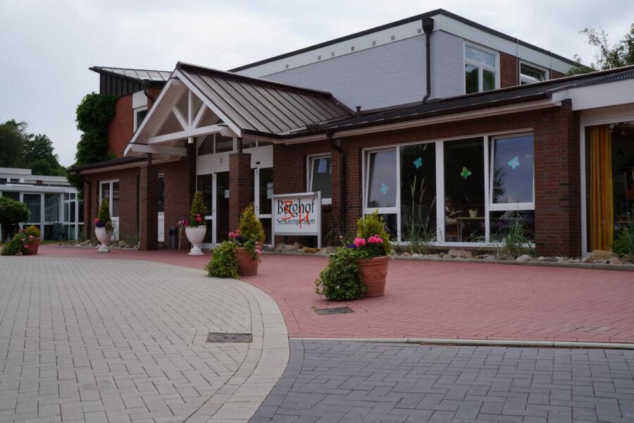 Erd- und Pflasterarbeiten Schwartz Gartenbau