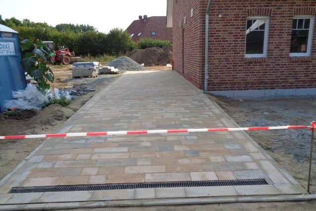 Erd- und Pflasterarbeiten Schwartz Gartenbau
